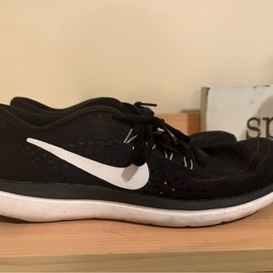 Black Nike Sneakers